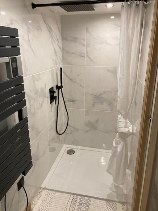 Appartement Chaleureux Proche Centre Clermont-Ferrand Exteriér fotografie